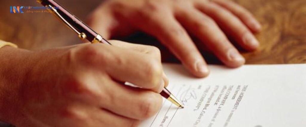 Thủ tục chứng thực hợp đồng chuyển nhượng quyền sử dụng đất tại ubnd xã