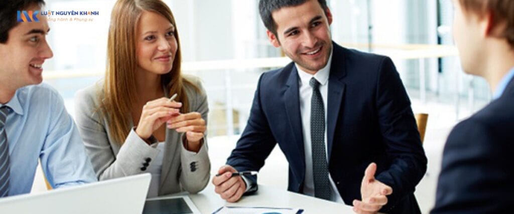 Hướng dẫn tố cáo hành vi sai phạm cấp sổ đỏ sai pháp luật