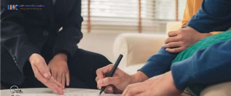 Giấy ủy quyền cho con bán đất có bắt buộc phải công chứng không?