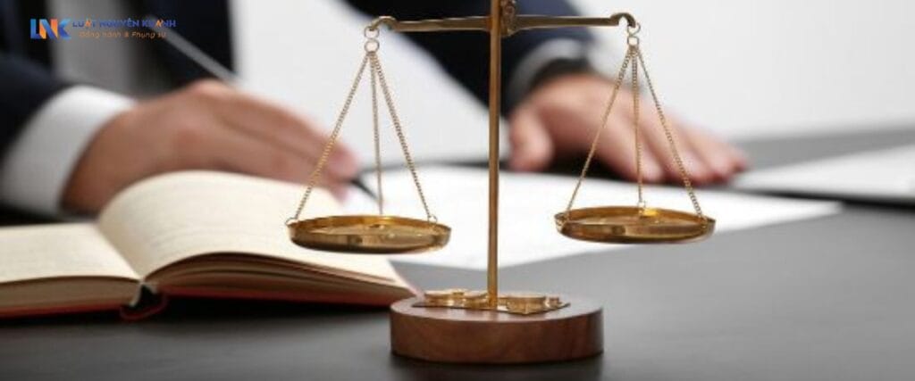 Hướng dẫn cách viết tay đơn khởi kiện ly hôn đơn phương gửi Tòa án