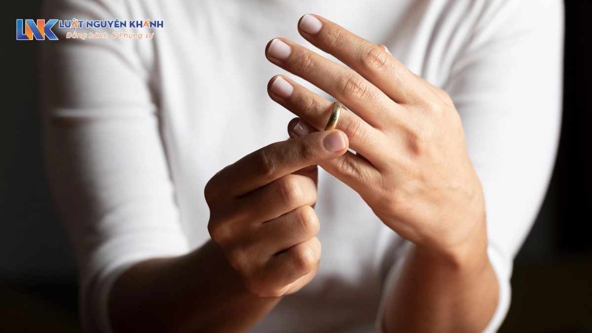 Mẫu đơn ly hôn đơn phương và hướng dẫn cách viết