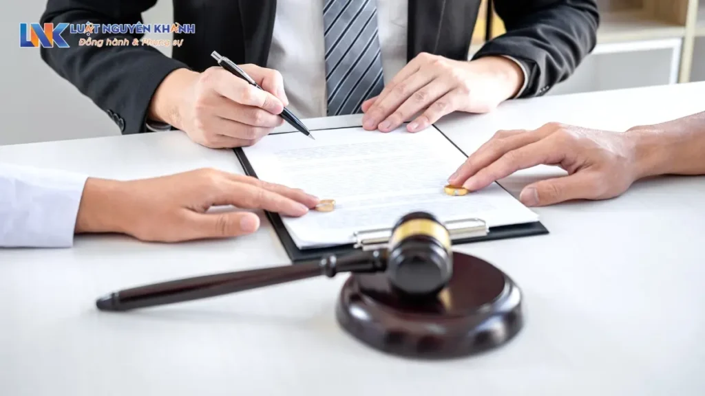 Có bắt buộc phải thực hiện hòa giải ly hôn không?