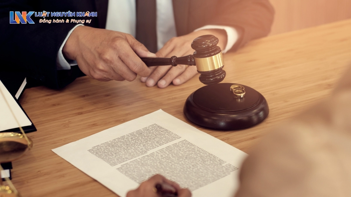 Án phí ly hôn đơn phương năm 2024 là bao nhiêu tiền?