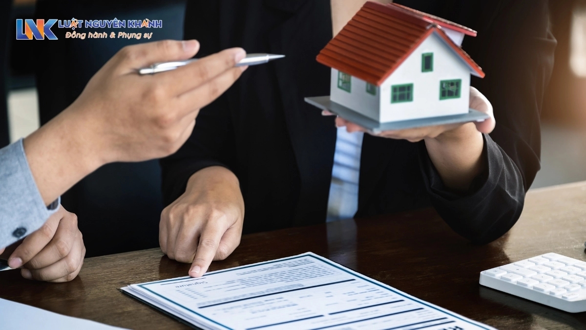 Hướng dẫn thủ tục cho tặng đất cho con mới nhất