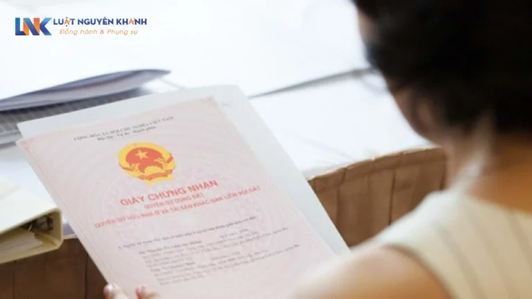 Hướng dẫn thủ tục sang tên sổ đỏ khi chồng chết